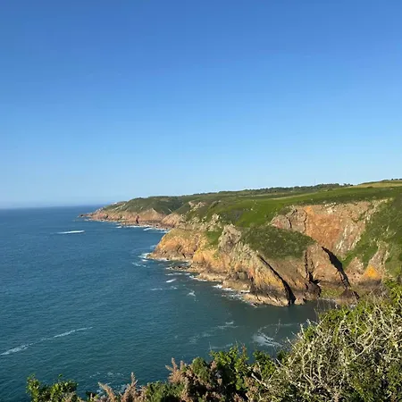 The Guest At Champs 3* Saint Mary