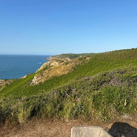 Πανσιόν The Guest At Champs