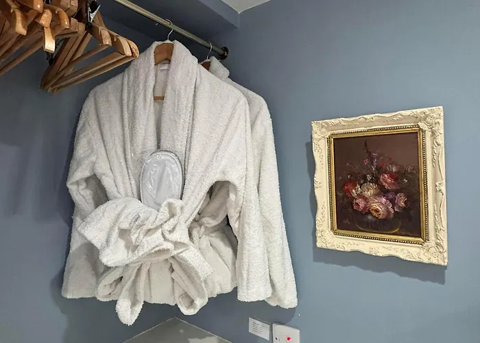 The Guest At Champs Konukevi Saint Mary